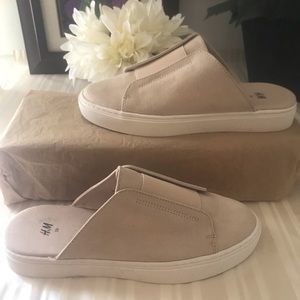 H & M Slides